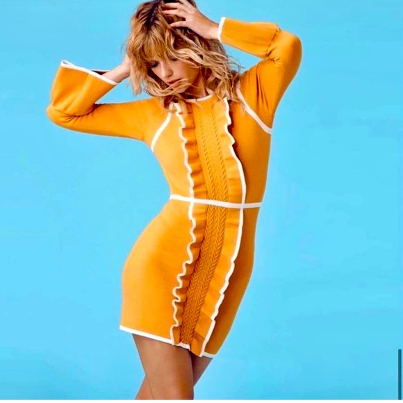 Welcome! 👗👛👠I’m happy you’re here! - Picture 6 of 12